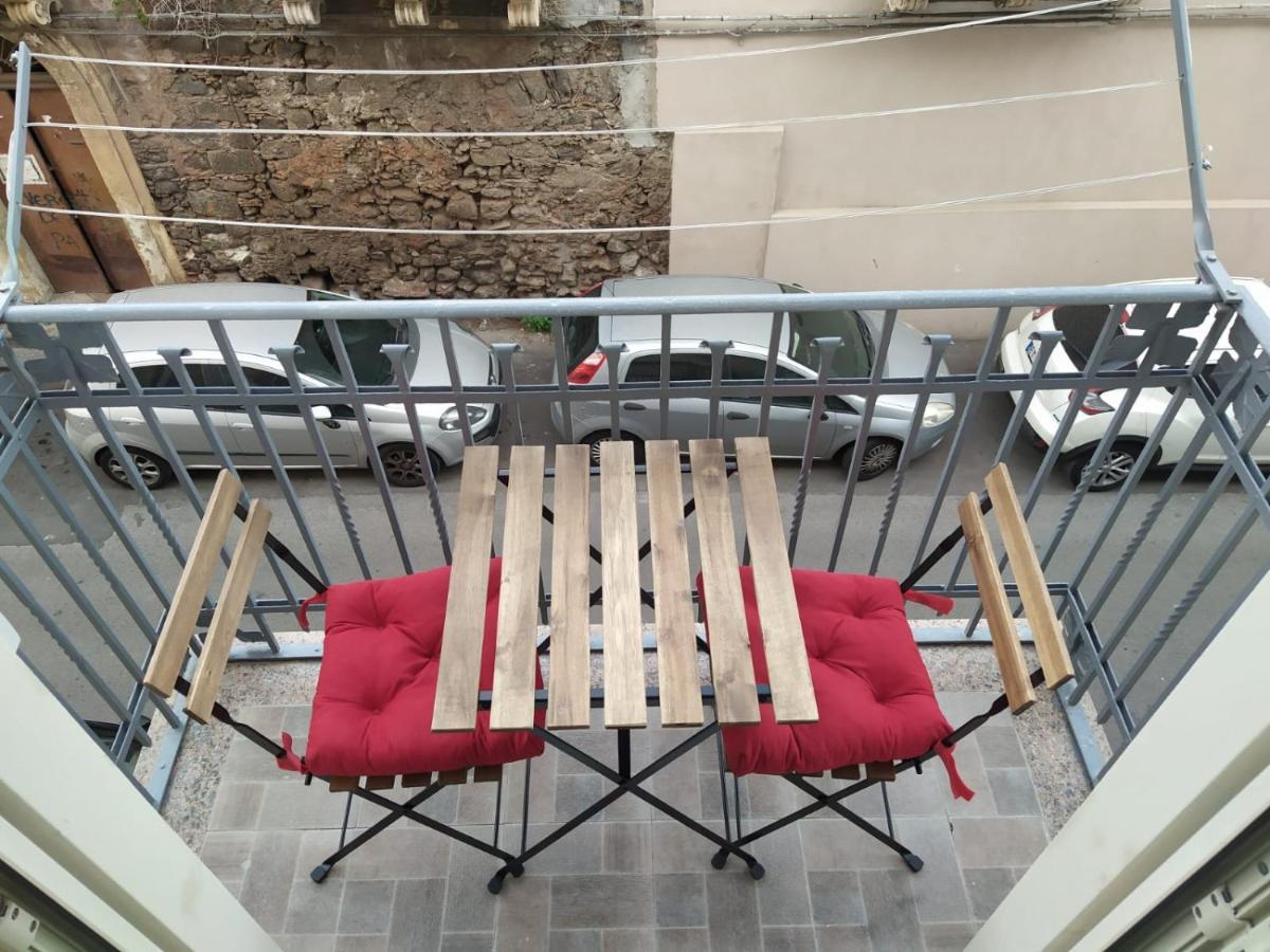 La Casuzza Di Tindaro Apartment Катания Екстериор снимка